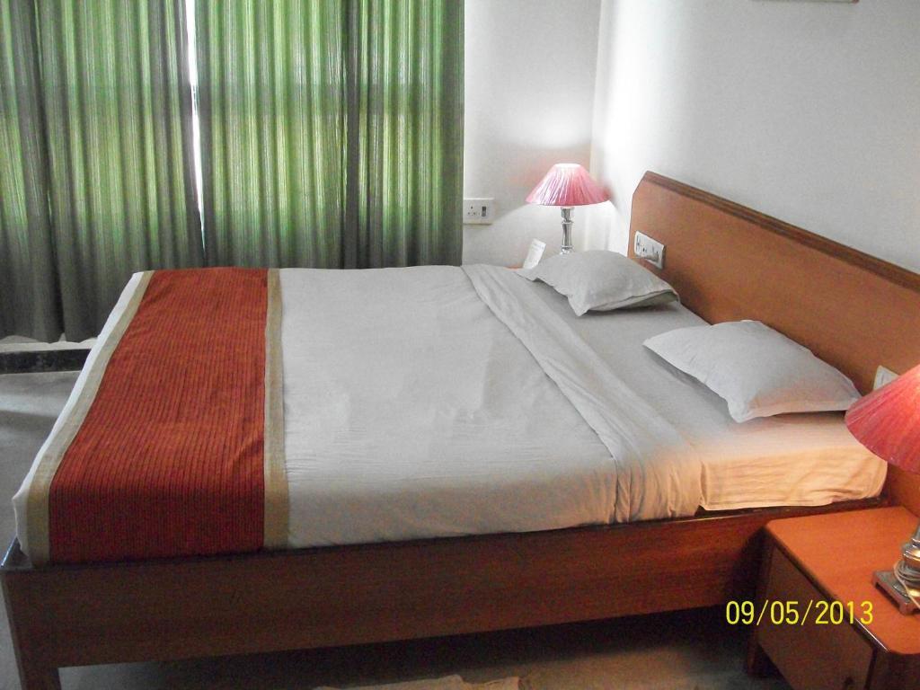 Hotel Palace Plaza Mysore Room photo
