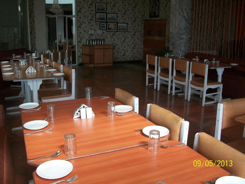 Hotel Palace Plaza Mysore Exterior photo